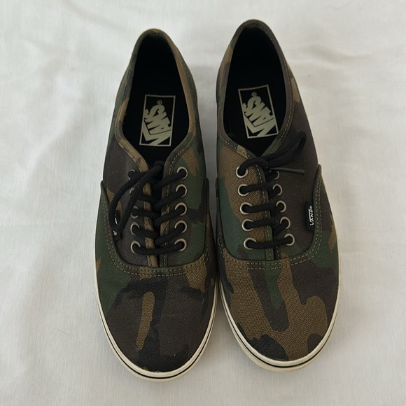Camo Vans - Picture 2 of 5
